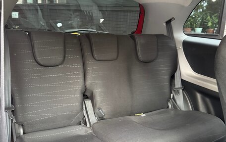 Toyota Yaris III рестайлинг, 2008 год, 550 000 рублей, 12 фотография