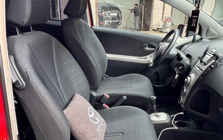 Toyota Yaris III рестайлинг, 2008 год, 550 000 рублей, 11 фотография