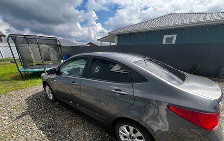Hyundai Solaris II рестайлинг, 2016 год, 850 000 рублей, 5 фотография