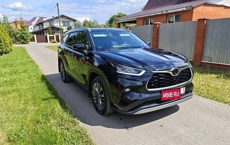 Toyota Highlander, 2025 год, 5 500 000 рублей, 4 фотография