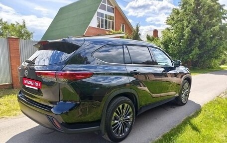 Toyota Highlander, 2025 год, 5 500 000 рублей, 6 фотография