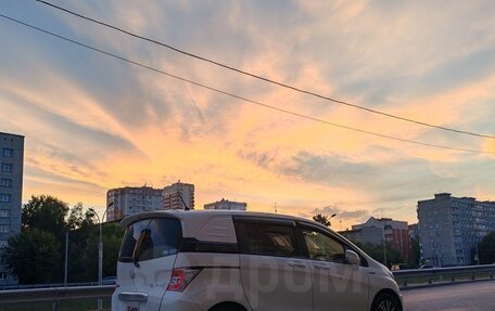 Honda Freed I, 2015 год, 1 325 000 рублей, 14 фотография