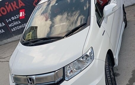 Honda Freed I, 2015 год, 1 325 000 рублей, 13 фотография