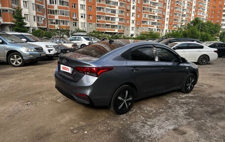 Hyundai Solaris II рестайлинг, 2018 год, 850 000 рублей, 4 фотография