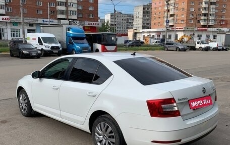 Skoda Octavia, 2018 год, 1 650 000 рублей, 2 фотография