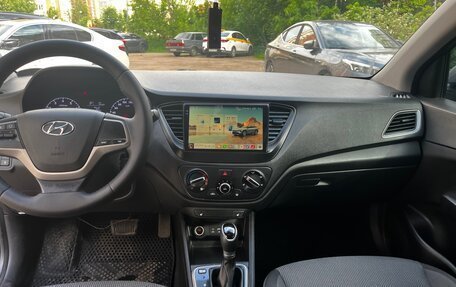 Hyundai Solaris II рестайлинг, 2018 год, 850 000 рублей, 10 фотография