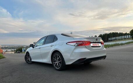 Toyota Camry, 2021 год, 3 250 000 рублей, 3 фотография