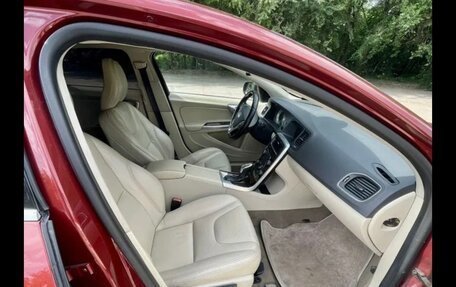 Volvo S60 III, 2012 год, 880 000 рублей, 11 фотография