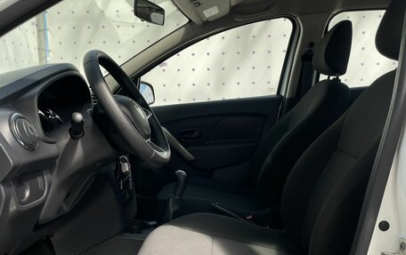 Renault Logan II, 2019 год, 1 030 000 рублей, 11 фотография