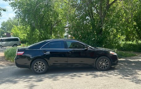 Toyota Camry, 2011 год, 1 250 000 рублей, 1 фотография