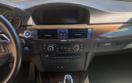 BMW 3 серия, 2010 год, 1 917 777 рублей, 21 фотография