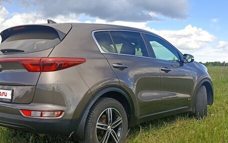 KIA Sportage IV рестайлинг, 2017 год, 2 150 000 рублей, 5 фотография