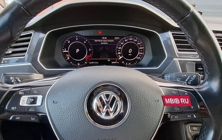 Volkswagen Tiguan II, 2018 год, 2 200 000 рублей, 9 фотография