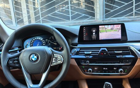 BMW 5 серия, 2018 год, 2 350 000 рублей, 11 фотография