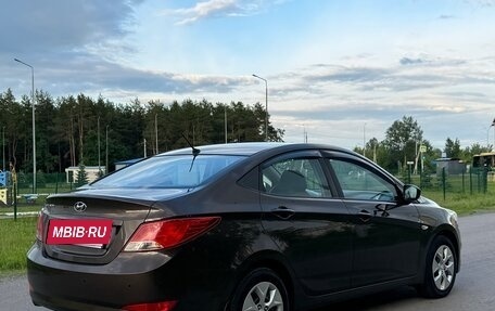 Hyundai Solaris II рестайлинг, 2016 год, 990 000 рублей, 6 фотография