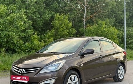 Hyundai Solaris II рестайлинг, 2016 год, 990 000 рублей, 3 фотография