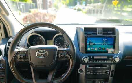Toyota Land Cruiser Prado 150 рестайлинг 2, 2013 год, 4 150 000 рублей, 10 фотография