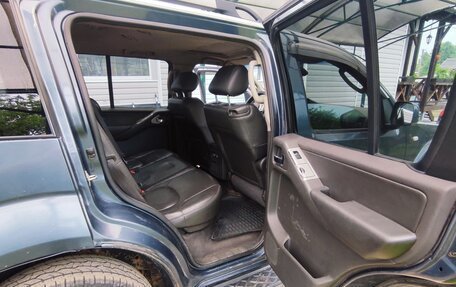 Nissan Pathfinder, 2005 год, 800 000 рублей, 12 фотография