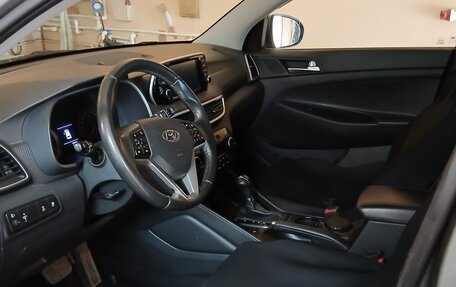 Hyundai Tucson III, 2019 год, 2 300 000 рублей, 6 фотография