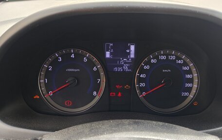 Hyundai Solaris II рестайлинг, 2015 год, 700 000 рублей, 8 фотография