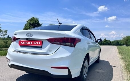 Hyundai Solaris II рестайлинг, 2018 год, 1 600 000 рублей, 6 фотография