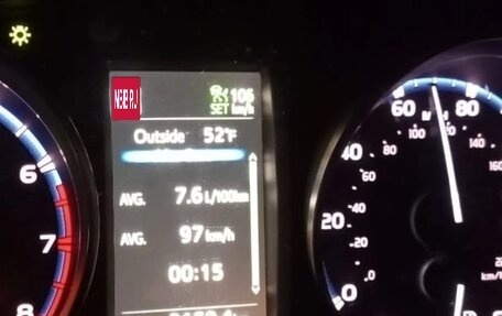 Toyota RAV4, 2017 год, 2 400 000 рублей, 4 фотография