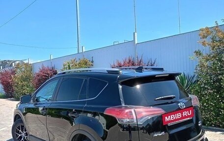 Toyota RAV4, 2017 год, 2 400 000 рублей, 5 фотография