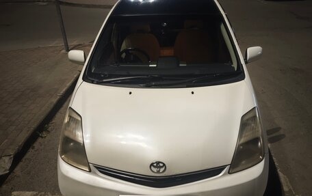 Toyota Prius, 2005 год, 750 000 рублей, 4 фотография