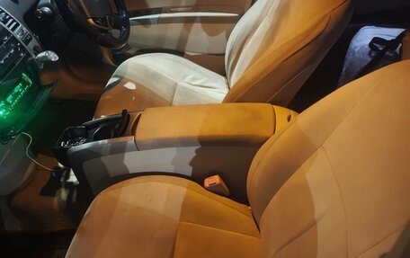 Toyota Prius, 2005 год, 750 000 рублей, 11 фотография