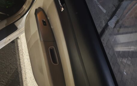 Toyota Prius, 2005 год, 750 000 рублей, 12 фотография