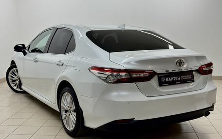 Toyota Camry, 2019 год, 2 525 000 рублей, 4 фотография
