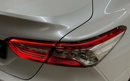 Toyota Camry, 2019 год, 2 525 000 рублей, 10 фотография
