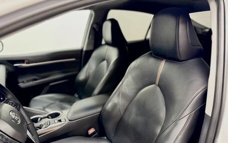 Toyota Camry, 2019 год, 2 525 000 рублей, 13 фотография