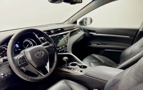 Toyota Camry, 2019 год, 2 525 000 рублей, 11 фотография