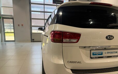 KIA Carnival III, 2018 год, 2 500 000 рублей, 7 фотография