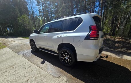 Toyota Land Cruiser Prado 150 рестайлинг 2, 2015 год, 3 690 000 рублей, 4 фотография