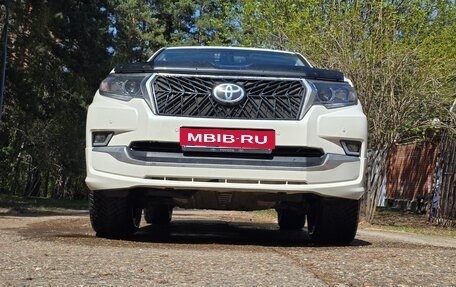 Toyota Land Cruiser Prado 150 рестайлинг 2, 2015 год, 3 690 000 рублей, 8 фотография