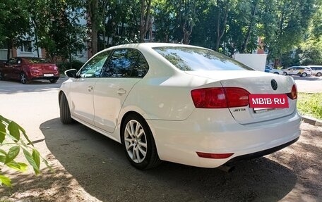 Volkswagen Jetta VI, 2012 год, 650 000 рублей, 5 фотография