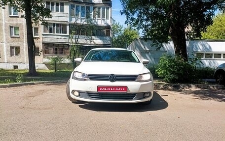 Volkswagen Jetta VI, 2012 год, 650 000 рублей, 1 фотография