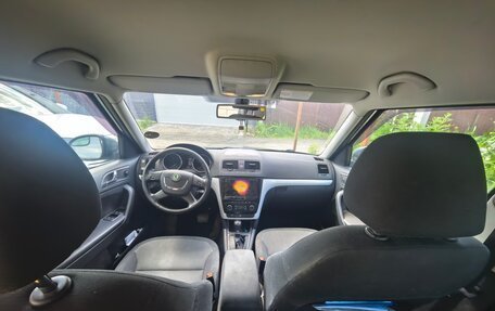 Skoda Yeti I рестайлинг, 2013 год, 900 000 рублей, 18 фотография