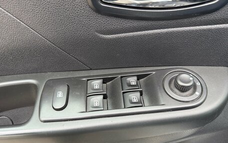 Renault Kaptur I рестайлинг, 2018 год, 1 100 000 рублей, 8 фотография