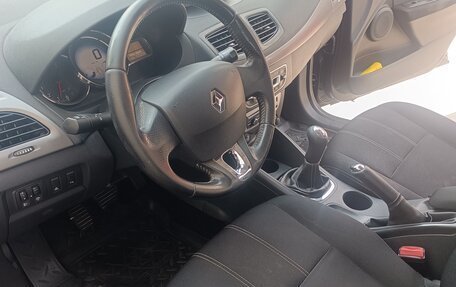Renault Megane III, 2014 год, 580 000 рублей, 6 фотография