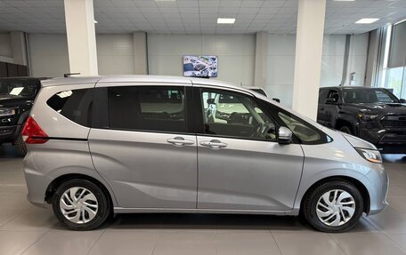 Honda Freed II, 2019 год, 1 595 000 рублей, 7 фотография