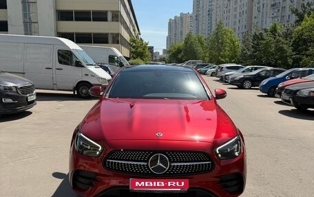 Mercedes-Benz E-Класс, 2020 год, 4 500 000 рублей, 1 фотография