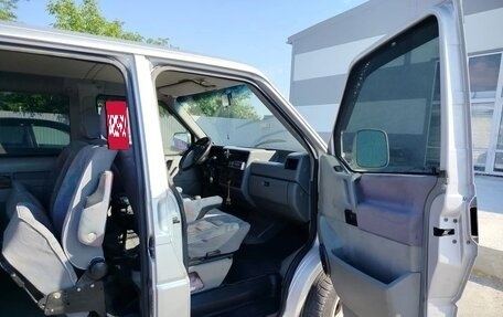 Volkswagen Multivan T4, 1993 год, 830 000 рублей, 3 фотография