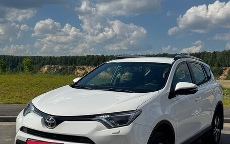 Toyota RAV4, 2016 год, 2 690 000 рублей, 1 фотография