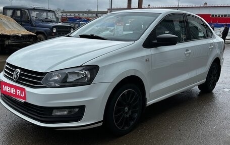Volkswagen Polo VI (EU Market), 2018 год, 890 000 рублей, 1 фотография