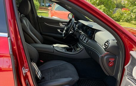 Mercedes-Benz E-Класс, 2020 год, 4 500 000 рублей, 5 фотография
