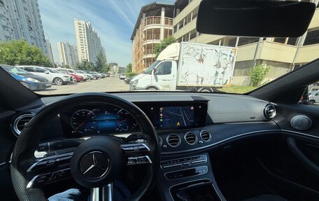 Mercedes-Benz E-Класс, 2020 год, 4 500 000 рублей, 10 фотография
