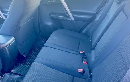 Toyota RAV4, 2015 год, 2 200 000 рублей, 8 фотография